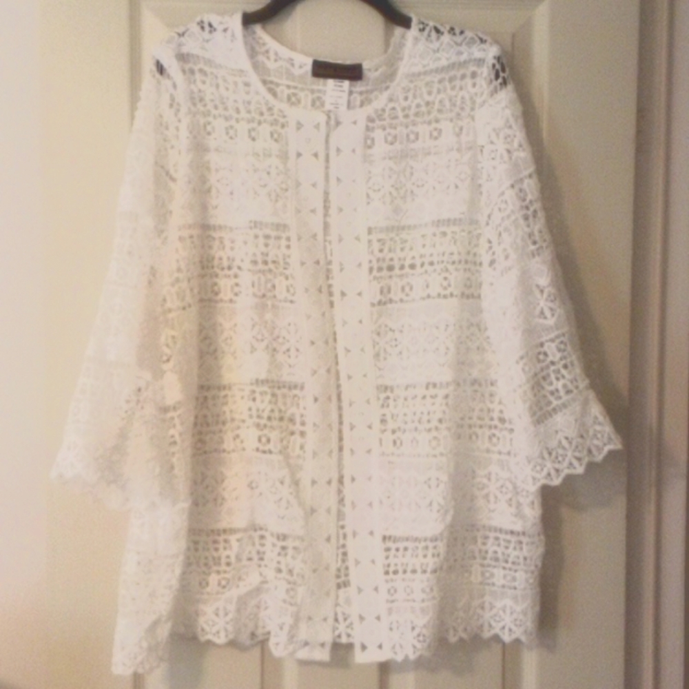 Salon Studios - Dressy White Lace Top XL